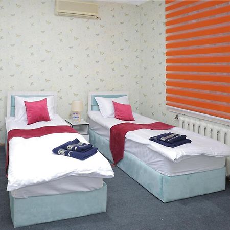 Hotel S & D Hostel Tashkent Bagian luar foto