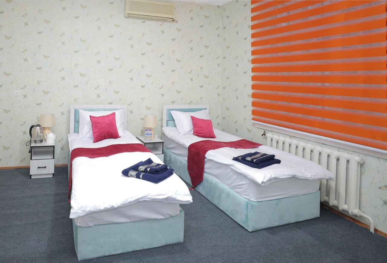 Hotel S & D Hostel Tashkent Bagian luar foto