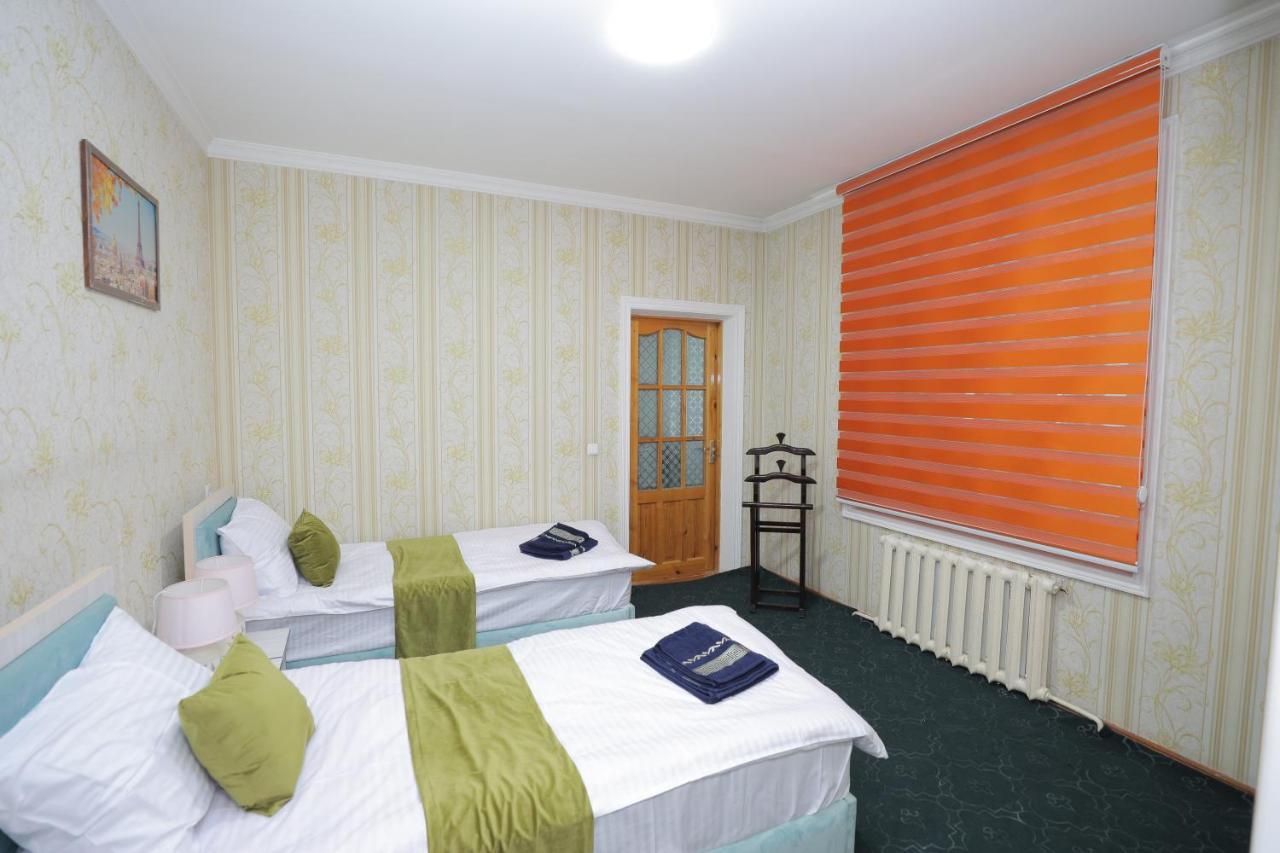 Hotel S & D Hostel Tashkent Bagian luar foto