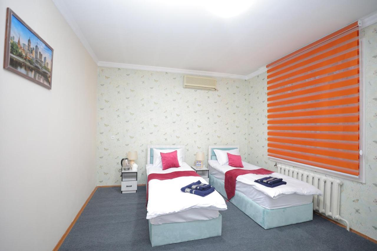 Hotel S & D Hostel Tashkent Bagian luar foto